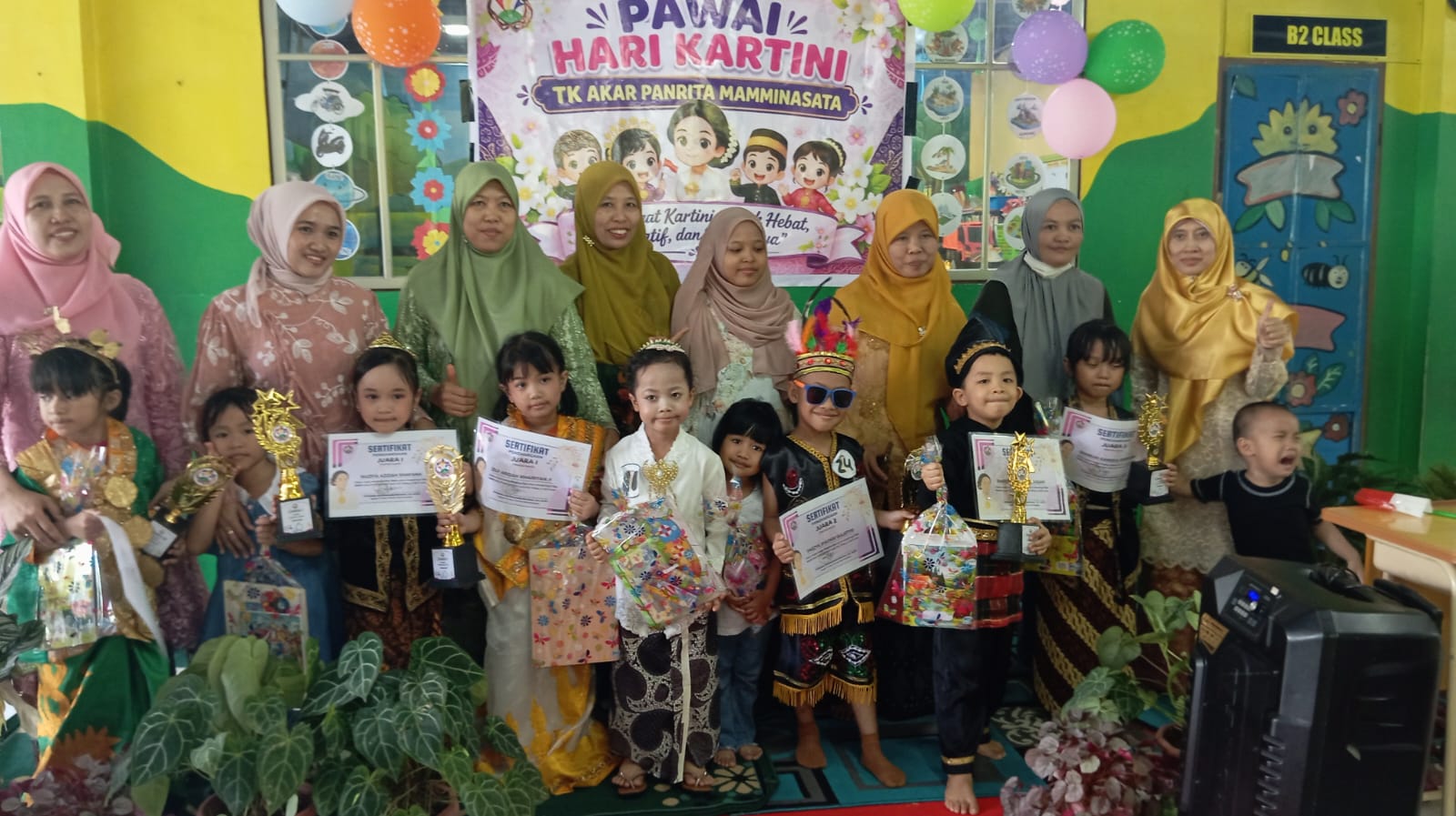 TK Akar Panrita Mamminasata. HARI KARTINI